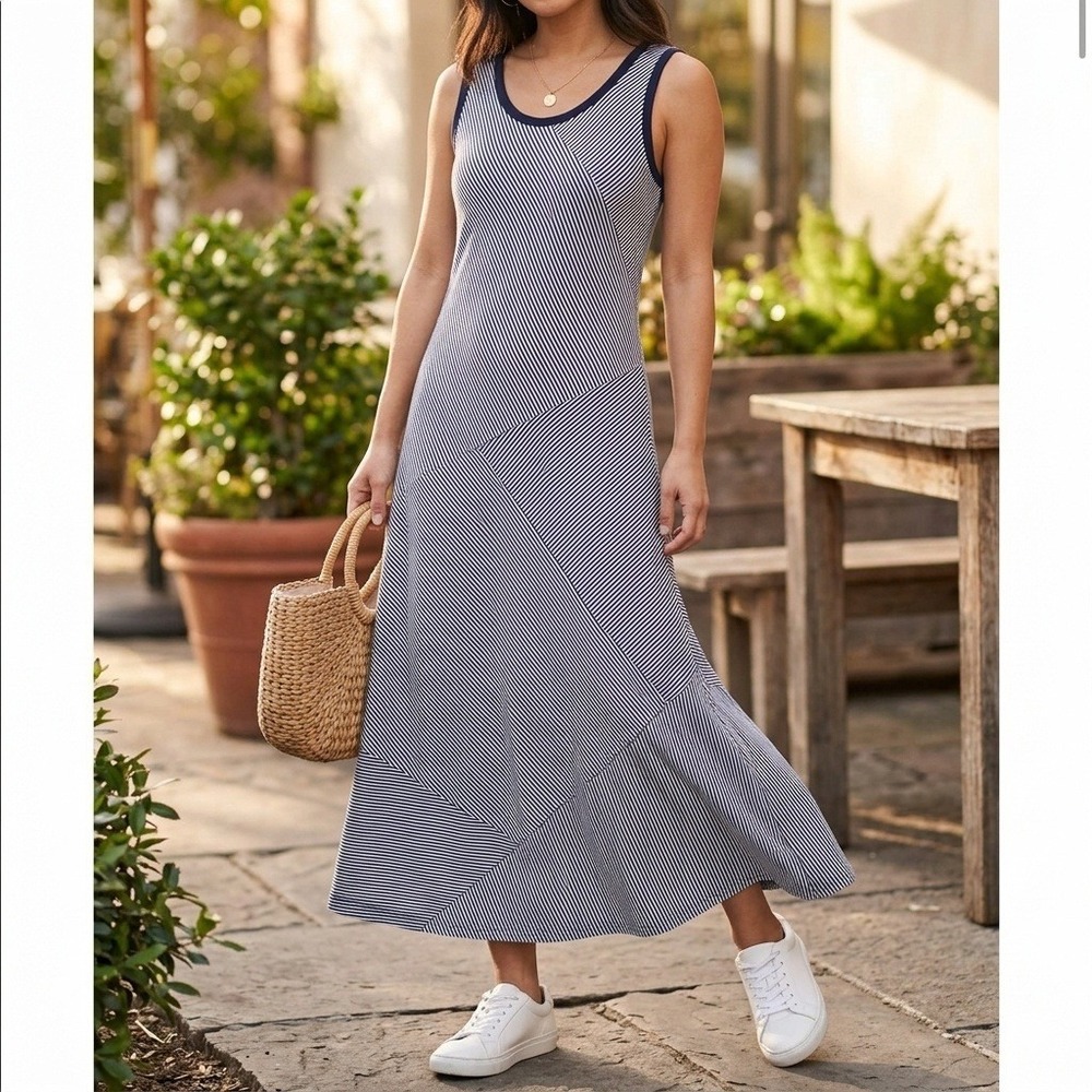 Talbots Petites Navy White Striped Maxi Dress Sleeveless Scoop Neck Size P